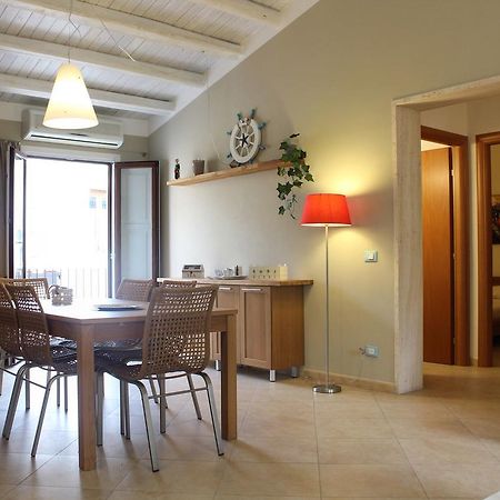 Exclusive Marina Apartment Кастелламмаре-дель-Гольфо Екстер'єр фото