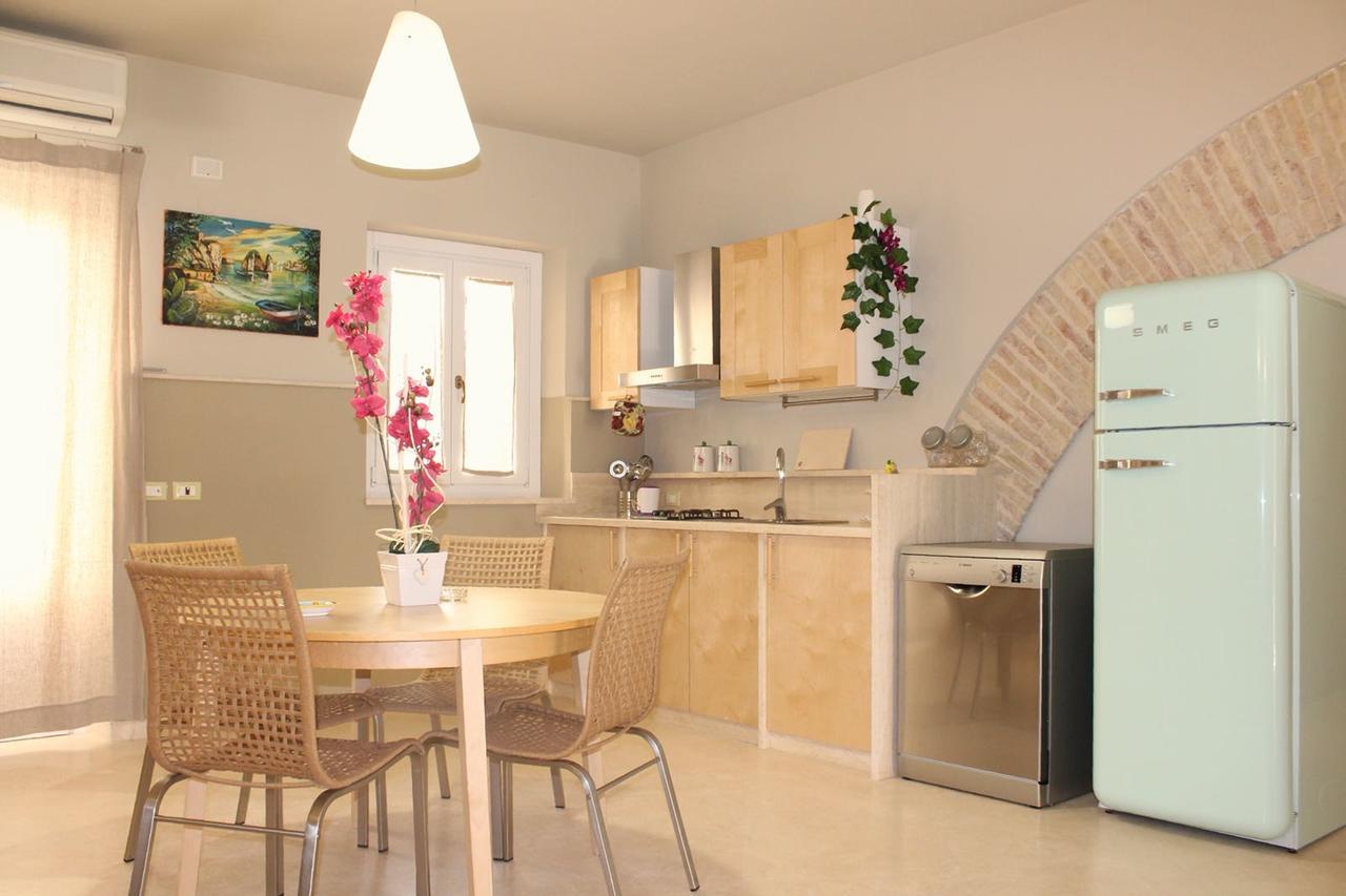Exclusive Marina Apartment Кастелламмаре-дель-Гольфо Екстер'єр фото